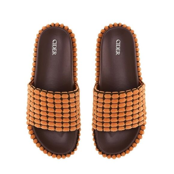 NWT Cider Retro Platform Fuzzy Stacked Slide Slippers Sz 8 - Picture 2 of 4